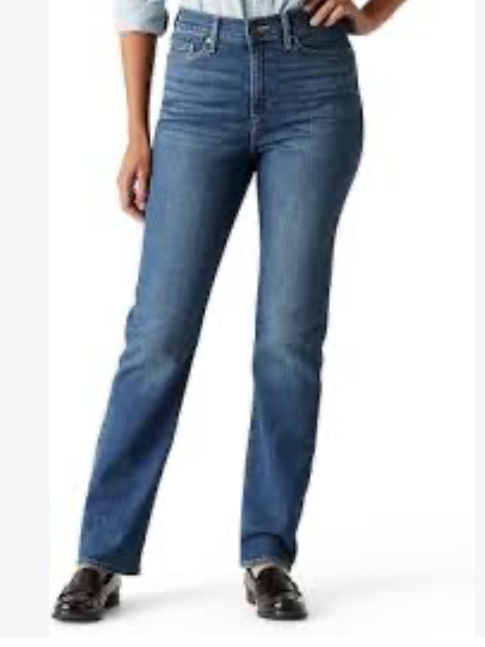 Hollister High-Rise Straight Jeans in Medium Blue Wash